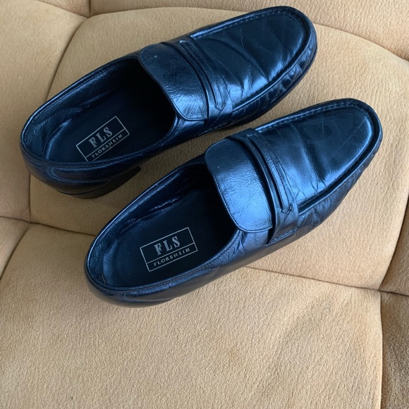 Men’s Florsheim loafers - Picture 3 of 4